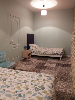 2 bedrooms, free WiFi, bed sheets