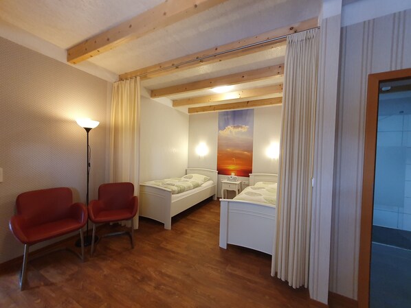 1 Schlafzimmer, Reisekinderbett, WLAN, Bettwäsche