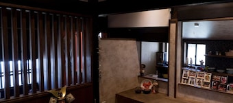 Room without meals / Yamaguchi Yamaguchi