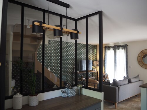 House with outdoor swimming pool in Saint Rémy de Povence