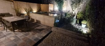 House with outdoor swimming pool in Saint Rémy de Povence