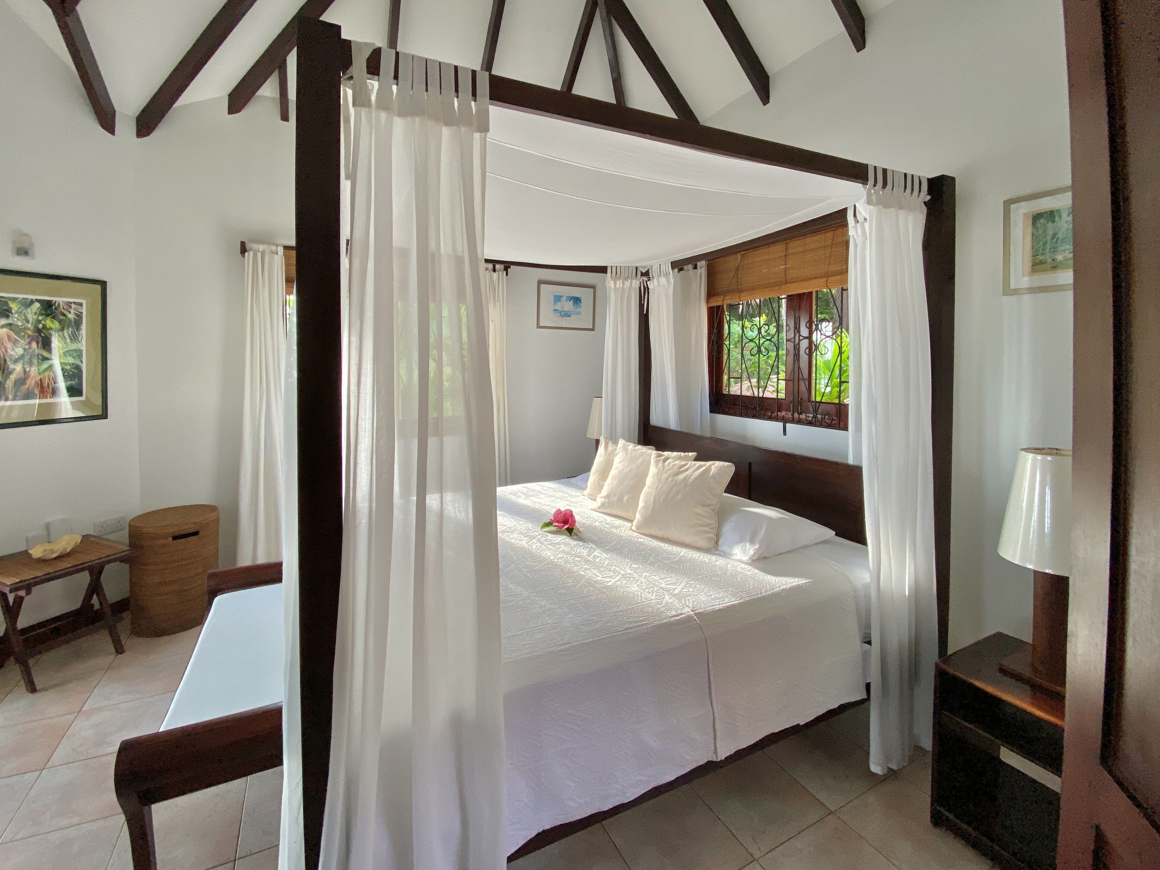 1 chambre, coffres-forts dans les chambres, accès Internet