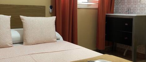 Economy Double Room, 1 Double Bed, Shared Bathroom | Free WiFi