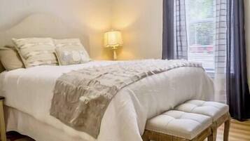 3 dormitorios, tabla de planchar con plancha, cuna de viaje y wifi