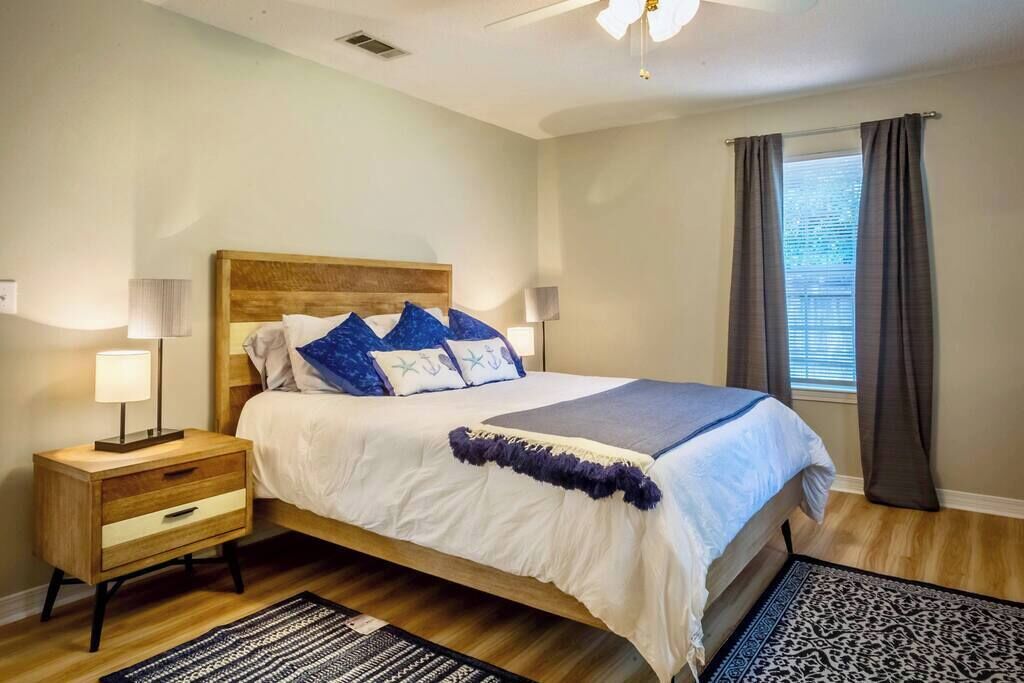 3 bedrooms, iron/ironing board, travel crib, WiFi