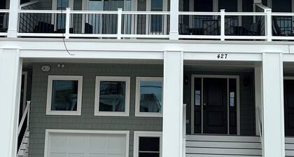 Luxury beachblock house with pool, oceanview, 4 decks near boardwalk