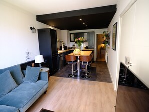 Televisión, libros y estéreo 