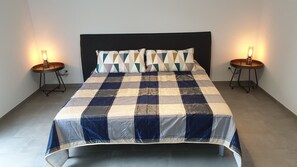 1 bedroom, WiFi, bed sheets - Casa Elea, the vacation apartment with private terrace + garden at the gateway to Lake Constance (Stockach)