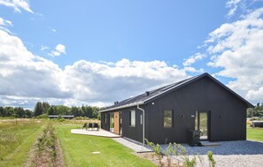 Exterior - Beach front home in Glesborg with WiFi (Glesborg)