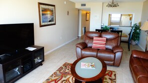 TV - Stunning DIRECT Oceantfront 3 Bedroom, 2 Bathroom Unit at Spanish Main Condos (Cocoa Beach)