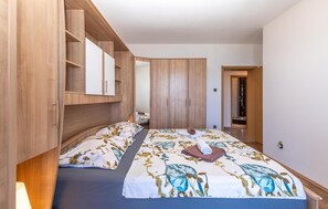 3 habitaciones, wifi gratis y ropa de cama 
