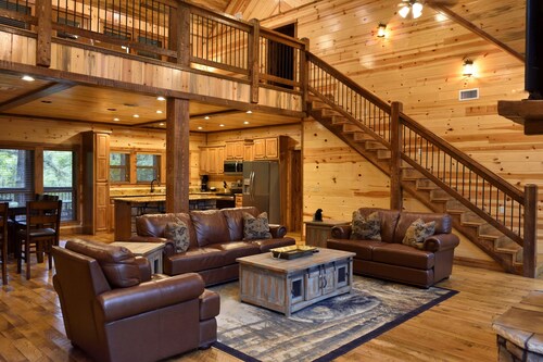 ~Where Else~ A Luxury Cabin Sleeps 11 Near Beavers Bend