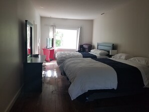 Basic Room | Premium bedding, free rollaway beds, free WiFi, bed sheets