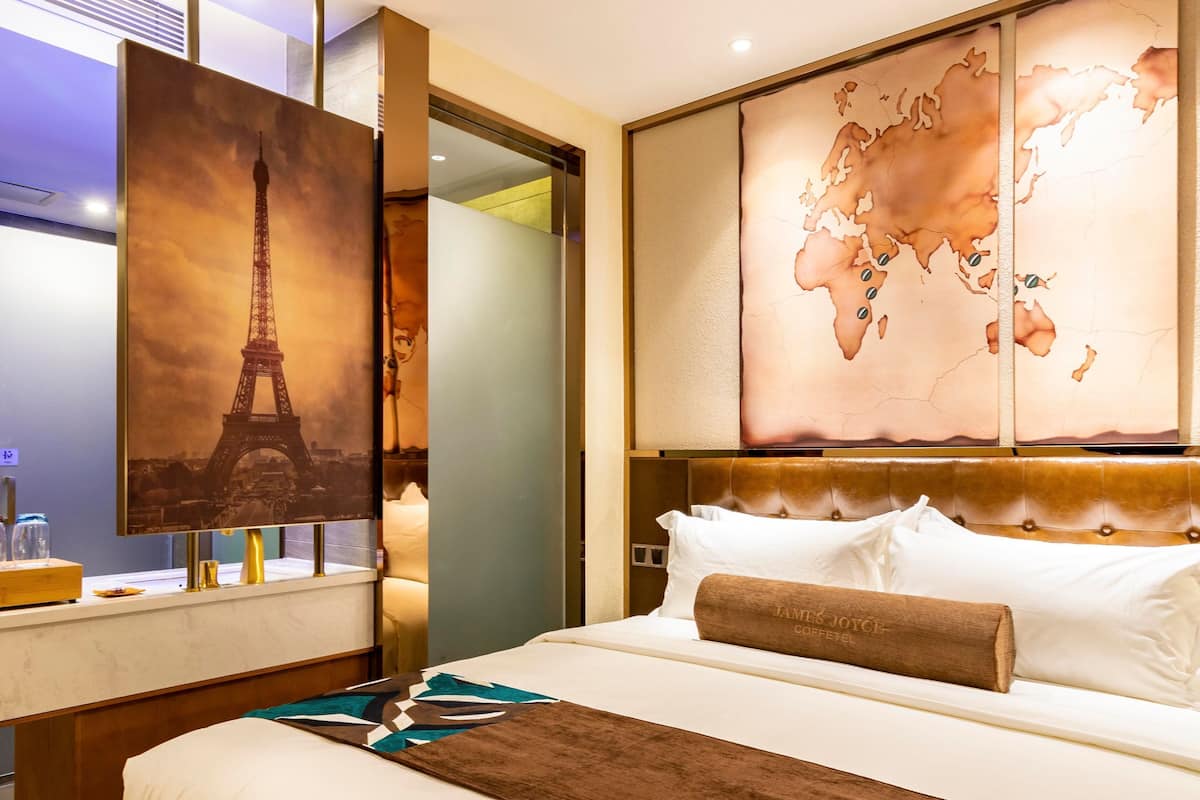 Rideaux occultants, Wi-Fi gratuit, draps fournis