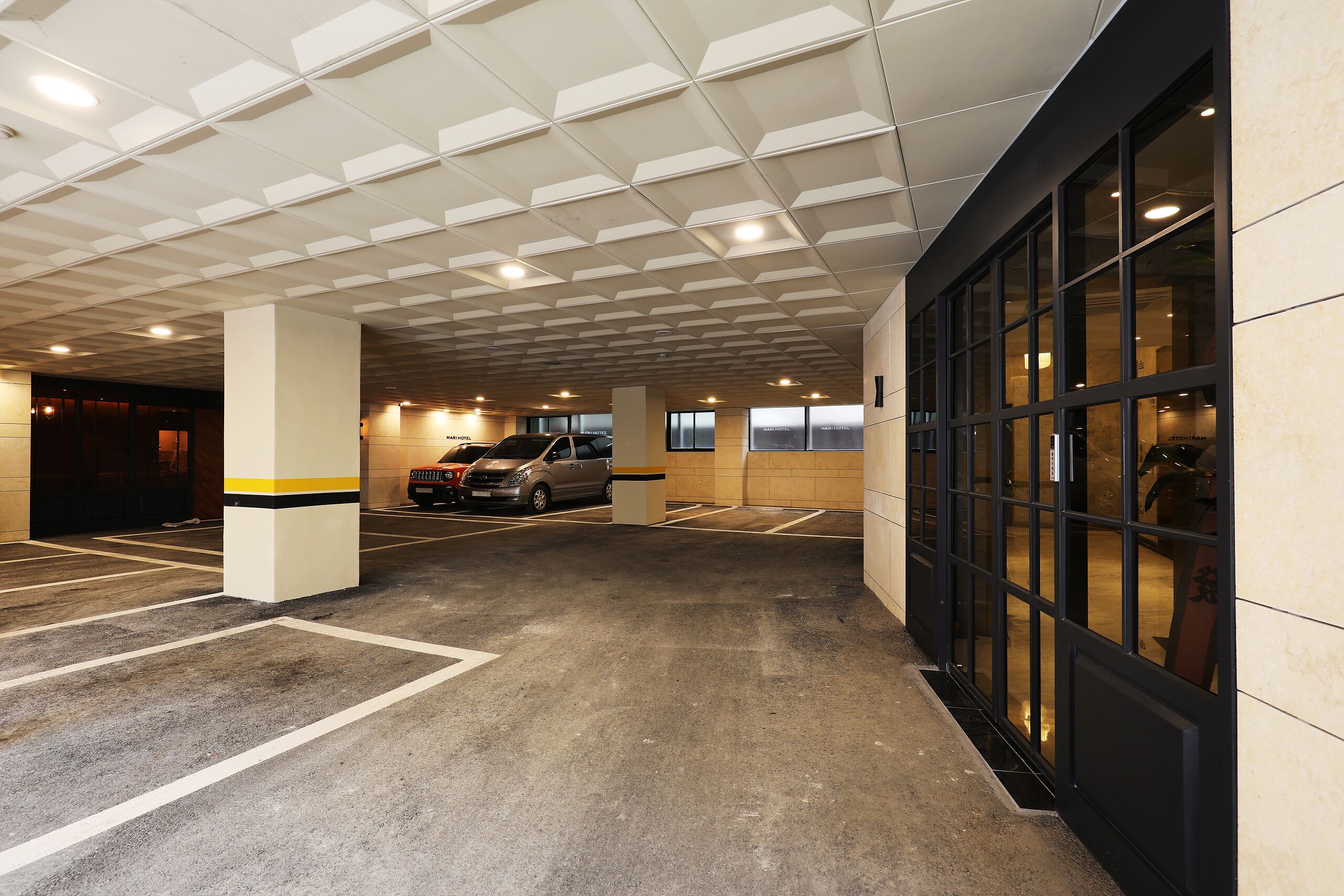 セルフパーキング (無料)