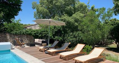 Mas de caractĂšre au coeur de la Provence âïžđ»