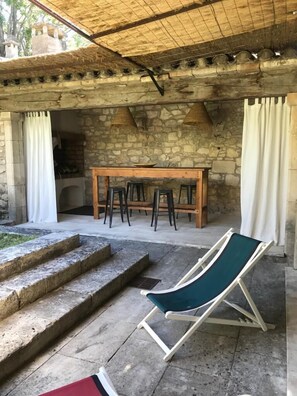Terrace/patio - Mas de caractère in the heart of Provence ☀️🌻 (Fontvieille)