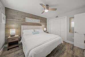 2 habitaciones, tabla de planchar con plancha y wifi gratis 