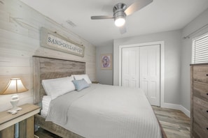 2 dormitorios, tabla de planchar con plancha, wifi gratis y ropa de cama