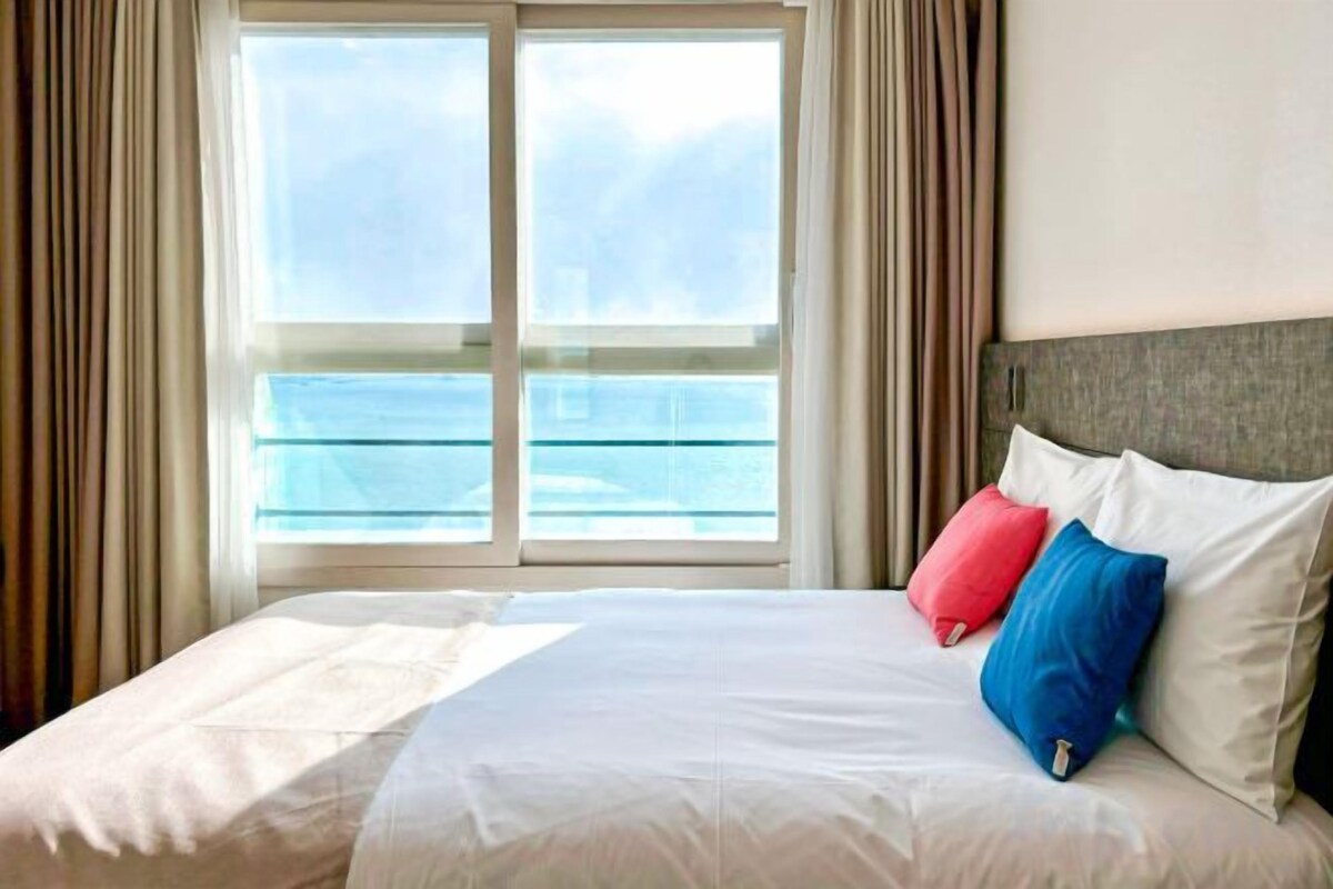 Deluxe Twin Room With Ocean View