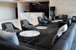 Lobby sitting area - Airsky Hotel (Incheon)