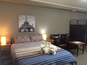Studio, 1 Bedroom | Free WiFi, bed sheets