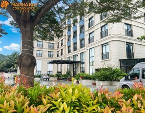 Front of property - Marina Bay Con Dao Hotel (Ho Chi Minh City)