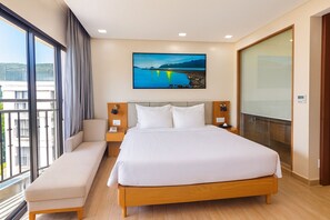 Deluxe Double Room, Mountain View | Premium bedding, memory foam beds, minibar, in-room safe - Marina Bay Con Dao Hotel (Ho Chi Minh City)