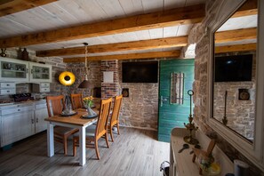 Family House | In-room dining - Rustical Holiday Resort Olea (Lovrec)