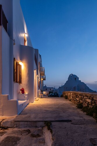 Sunset Paraportiani Rooms