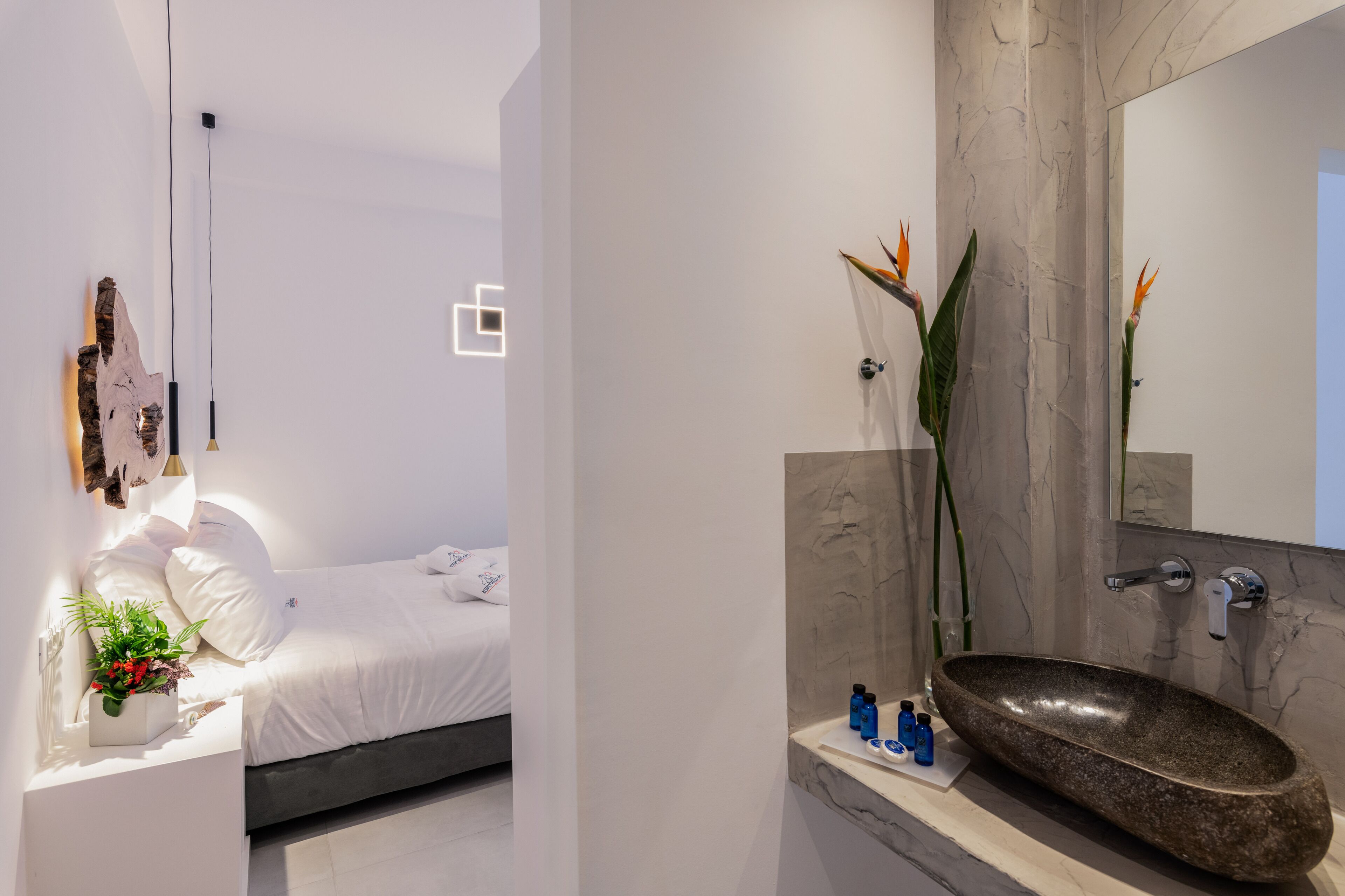 Rom – classic | Sengetøy av topp kvalitet, dundyner, memory foam-senger og lydisolert