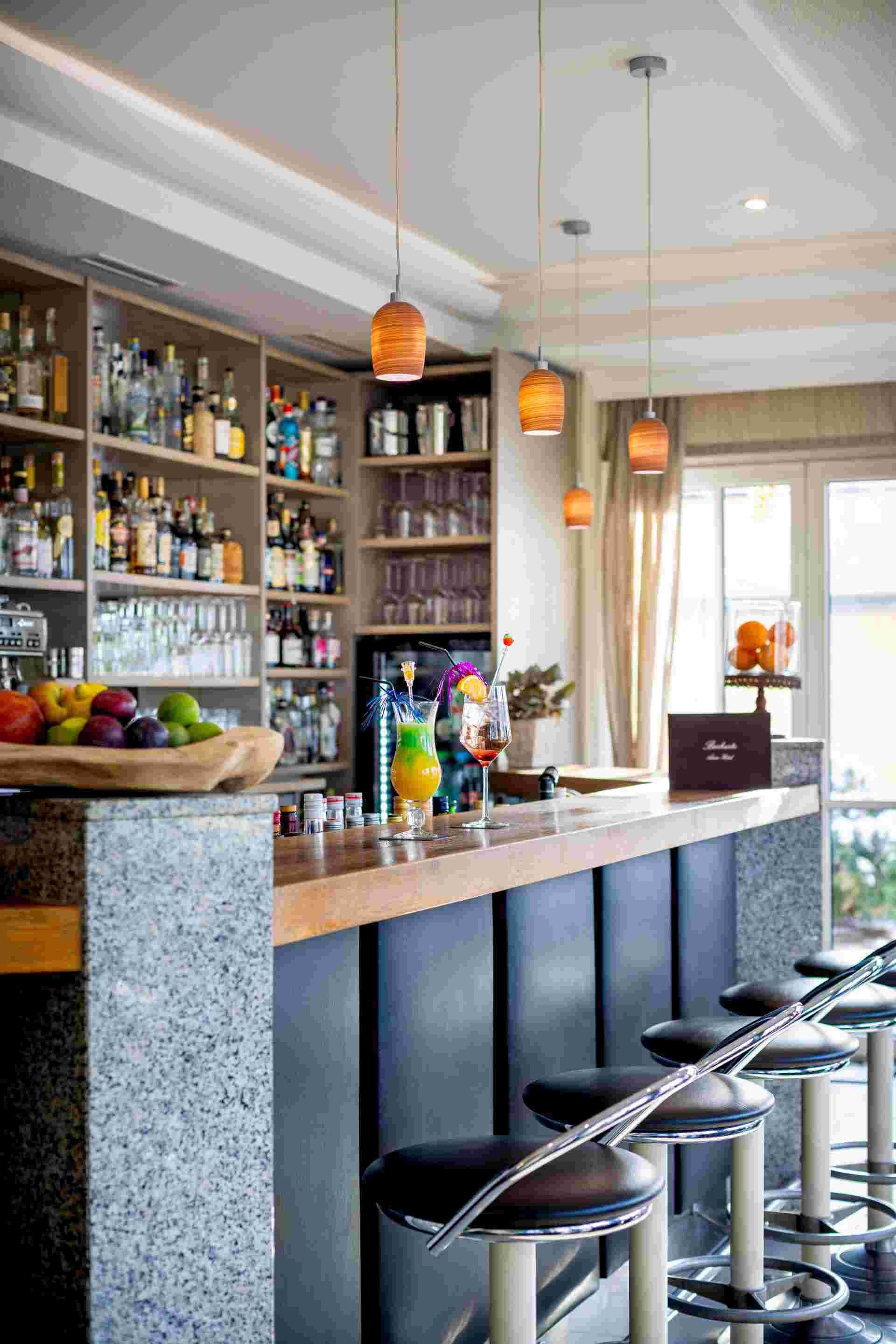 Bar (in der Unterkunft)