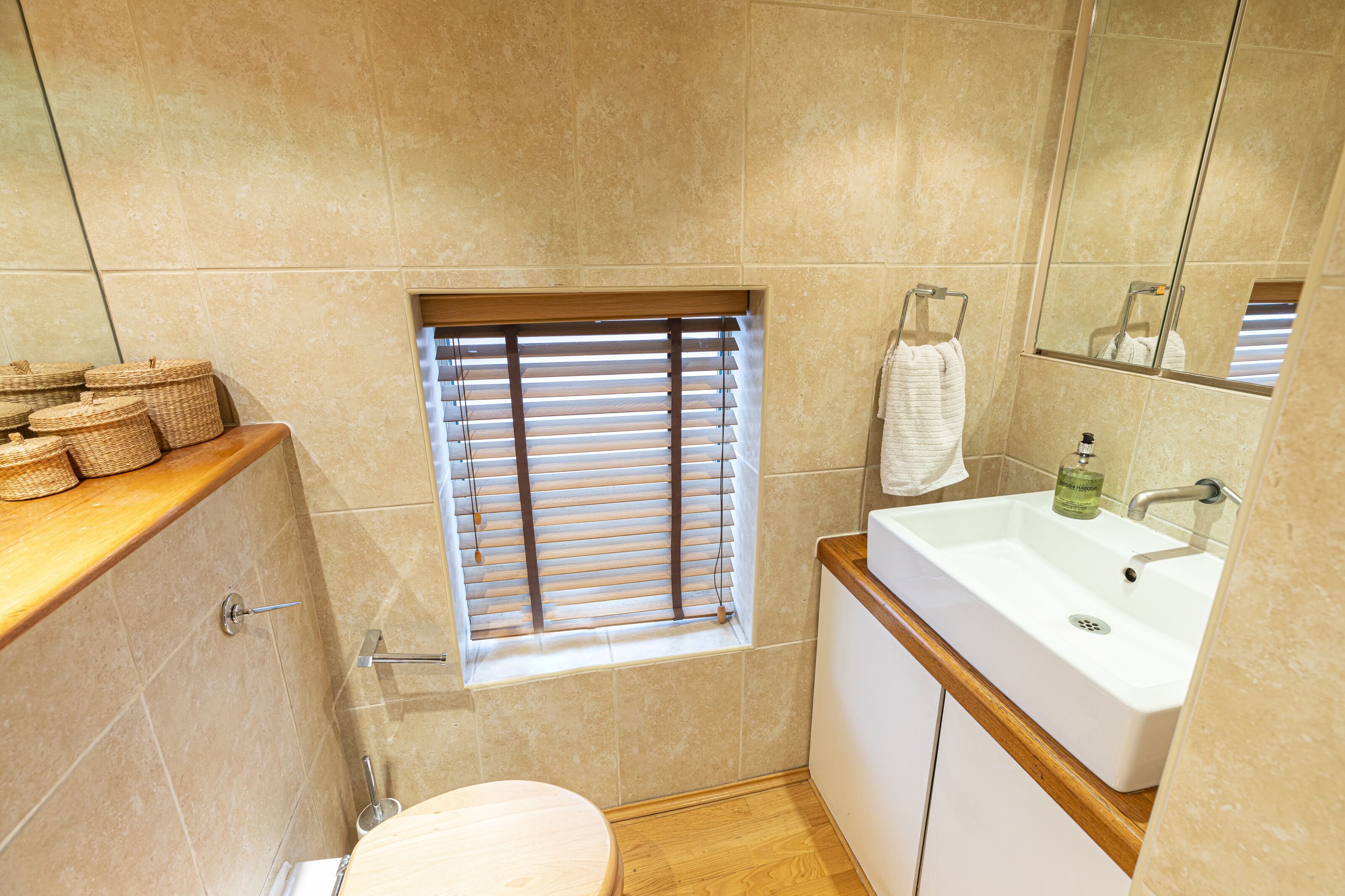 Comfort Room (1 Bedroom) | Bathroom | Bathtub, hair dryer, towels, soap