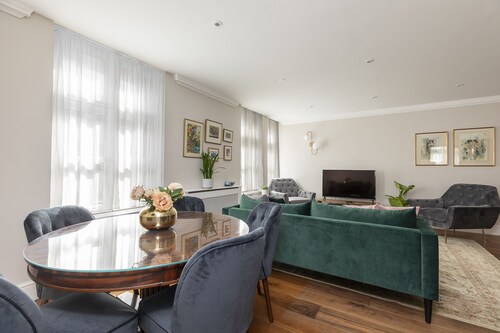 JOIVY Beautiful 2 bed apt in Mayfair, close to Tube