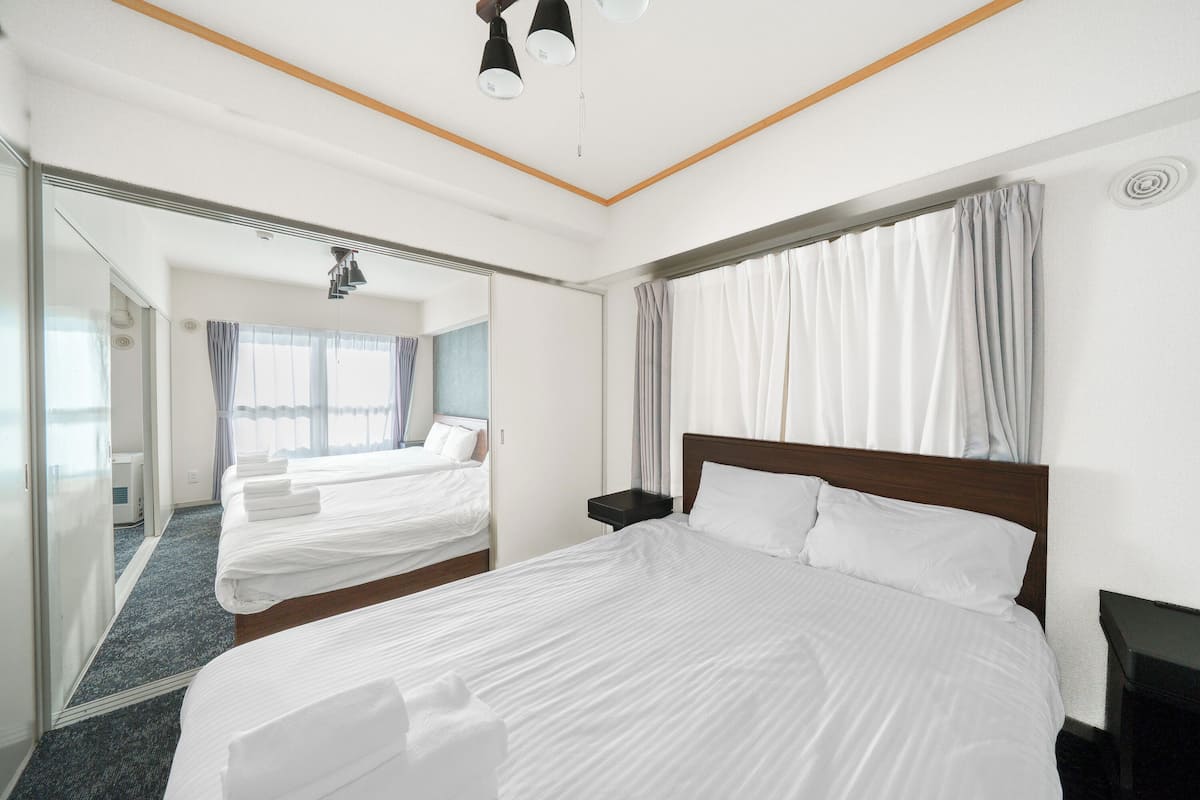 مكواة/لوح كي وواي فاي مجانًا وملاءات أسرّة