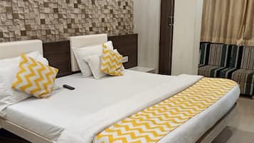 Quarto premium | Cofres nos quartos, Wi-Fi de cortesia