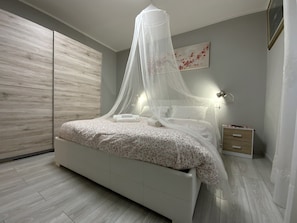 Apartment, 4 Bedrooms