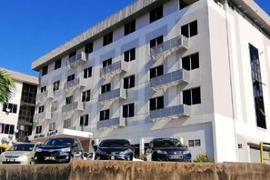 Unclassified image, 2 of 21, button - Hotel Meligai Kapit (Kapit)