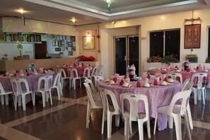 Unclassified image, 5 of 21, button - Hotel Meligai Kapit (Kapit)