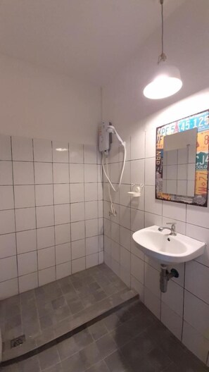 Bathroom - Lay Day (Khon Kaen)