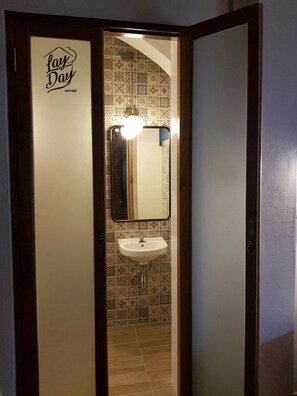 Bathroom - Lay Day (Khon Kaen)