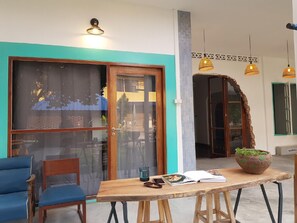Outdoor dining - Lay Day (Khon Kaen)
