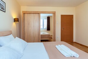 Casa família, 3 quartos | 3 quartos, ferros/tábuas de passar roupa, camas extras/dobráveis