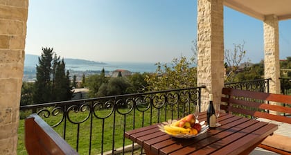 Uphill Glavanovic Villa