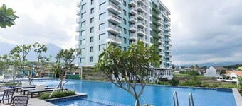 Senyum World Hotel