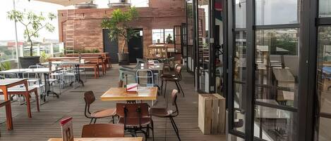 Restauration en plein air