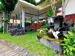 Perincian bahagian luar