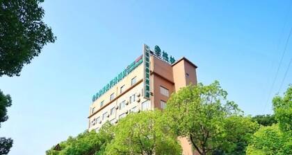 Greentree Inn Shanghai Baoshan 128 Memorial Road T