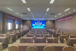 Unclassified image, 4 of 97, button - Furunge Hotel (Qingdao)