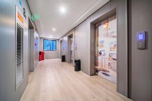 Interior - 7 Days Premium (Chongqing Liangjiang New District, Yufu Industrial Park, Yuzui) (Chongqing)